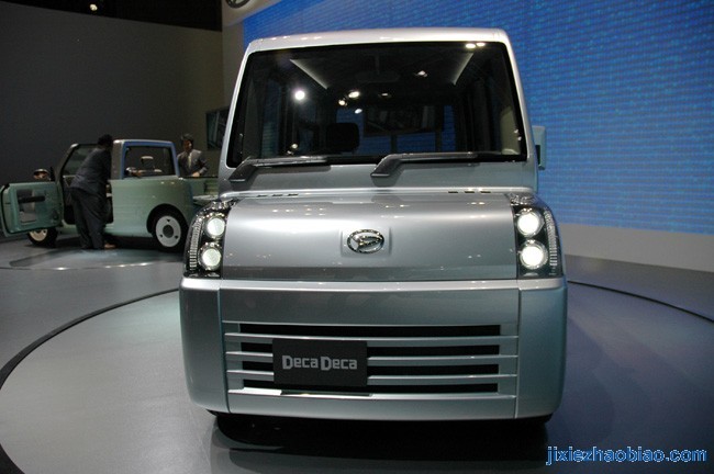 13RX1AW4640-39529.jpg