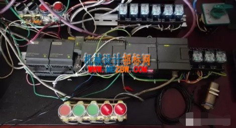203844p6922xyhuu9ha5he.jpg
