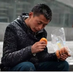 男到中年，不如狗