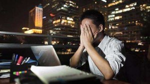 为什么要炒掉在朋友圈晒加班的人？